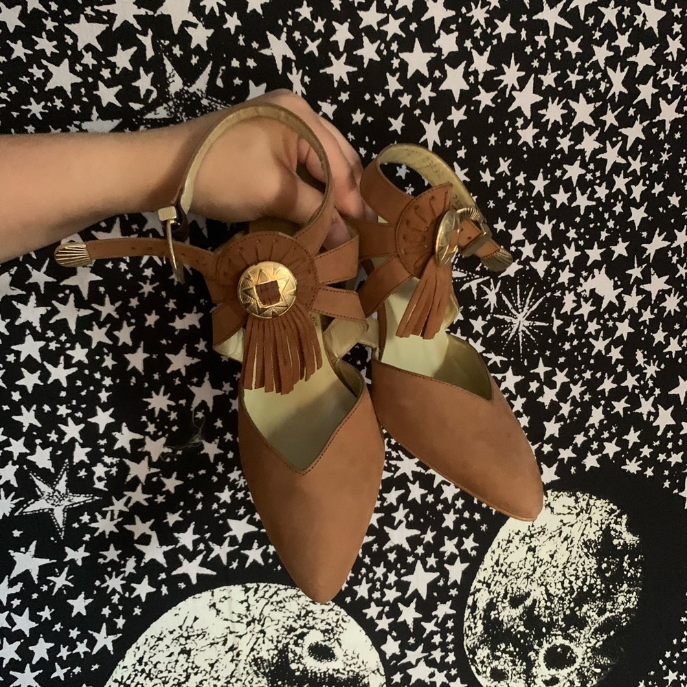 Vintage Tan Fringe Heels